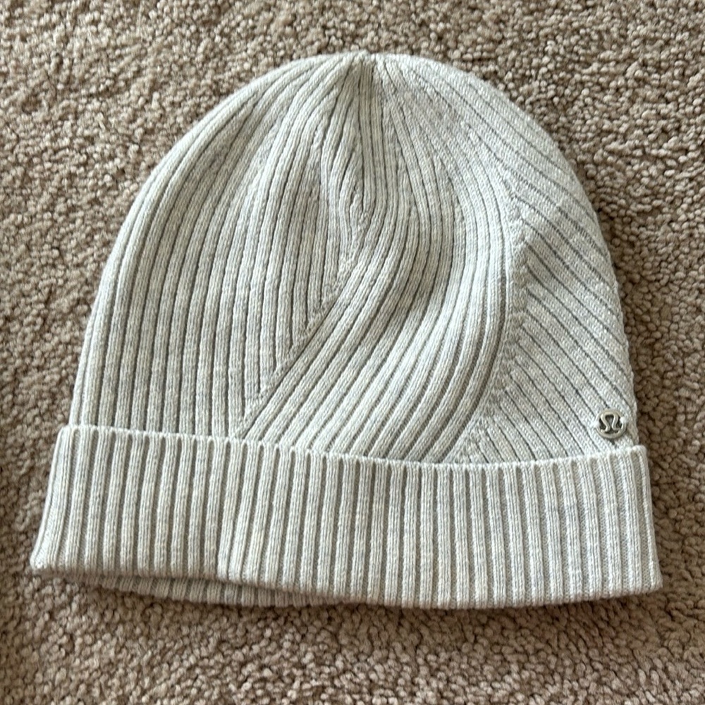 NEW Lululemon Beanie - Light Grey